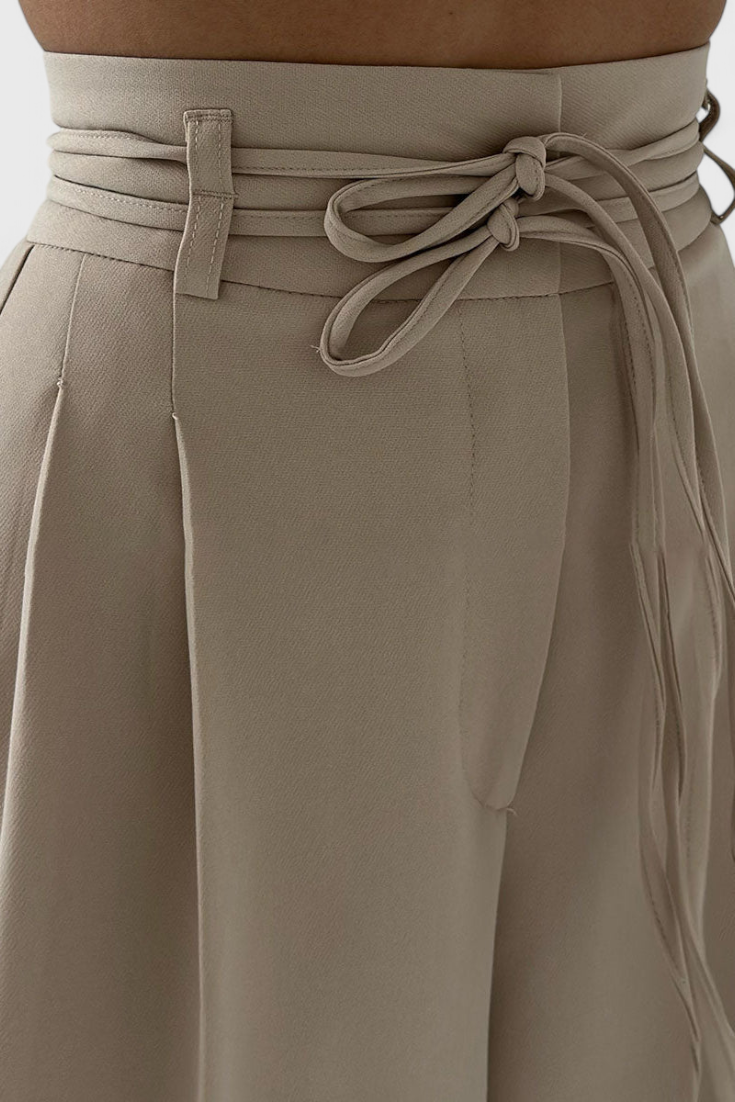 Sophie Bredbenede Bukser Med Snøre Og Høj Talje Elegant e