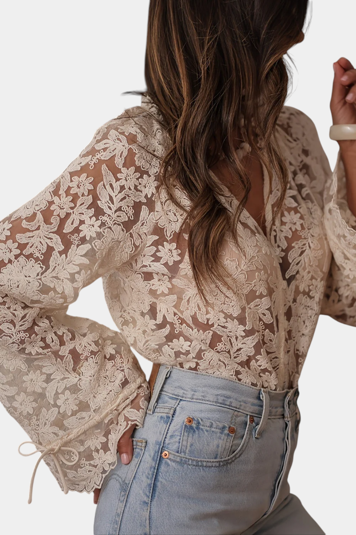 Calista Bluse Med Blonder Og Bohemisk Blomster Eksklusiv