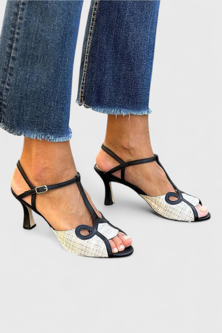 Iraida Sko Peep Toe Læder Bicolor Med T Strop Stiliseret Hæl