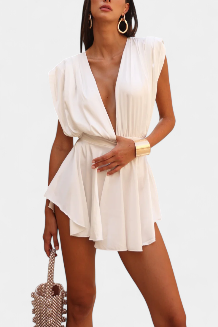 Rosalba Satin Kort Jumpsuit Dyb Vudskæring Eksklusiv
